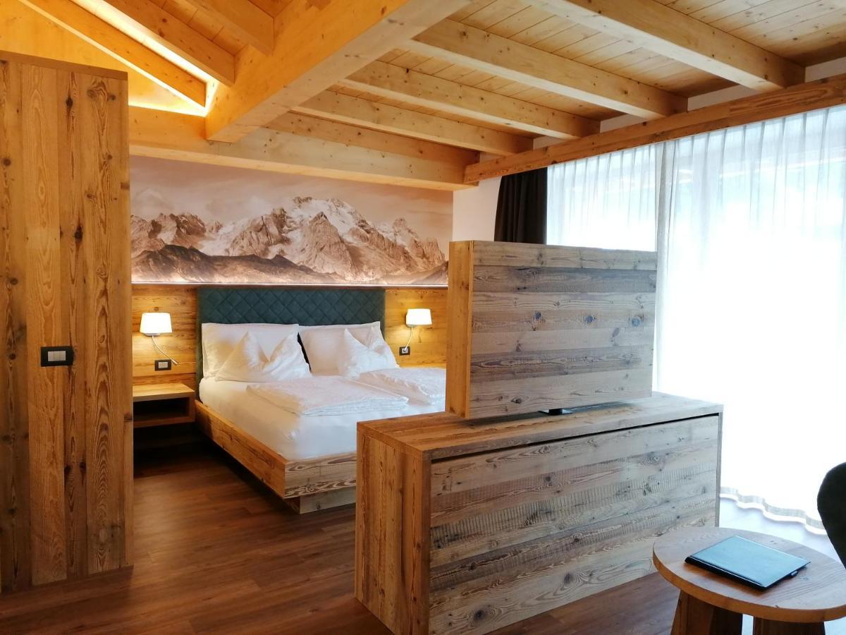 Dolomites B&B - Suites, Apartments And Spa Tesero Kültér fotó