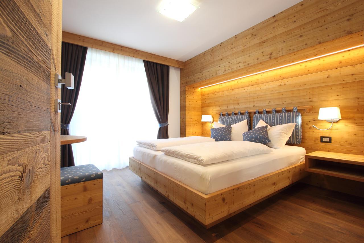 Dolomites B&B - Suites, Apartments And Spa Tesero Kültér fotó